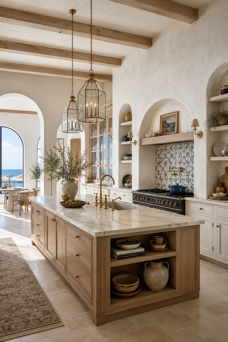 Mediterranean kitchen with plaster walls, arched niche and stone sink